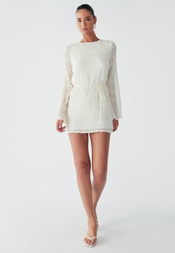 Короткое платье