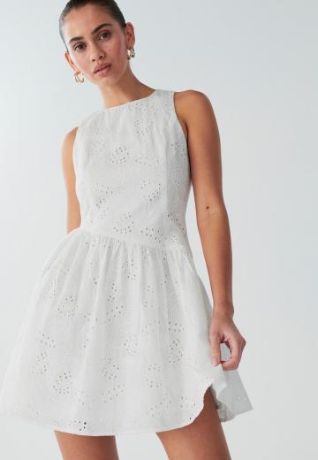 Короткое платье