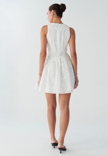 Короткое платье