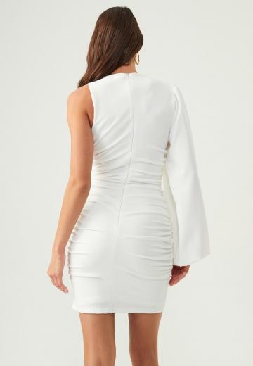 Платье футляр