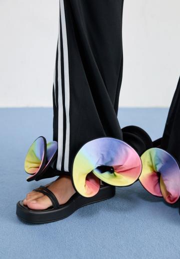 Спортивные штаны