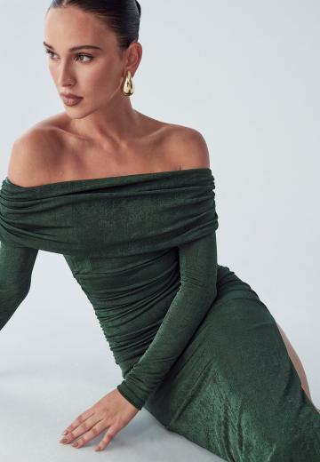 Платье футляр