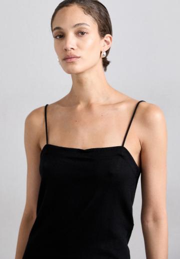 Топ на бретельках