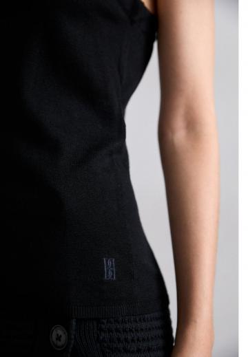 Топ на бретельках