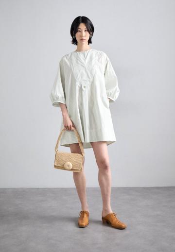 Короткое платье