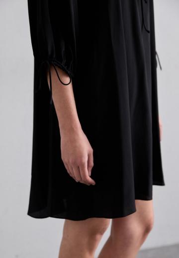 Короткое платье