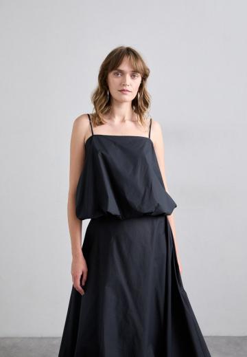 Топ на бретельках