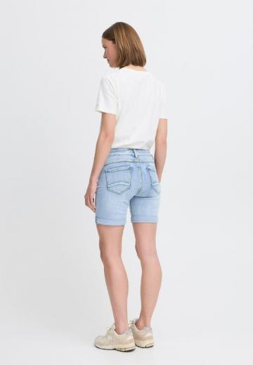 Джинсовые шорты