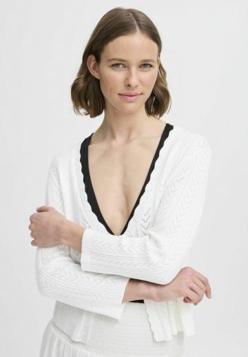 Вязаная кофта