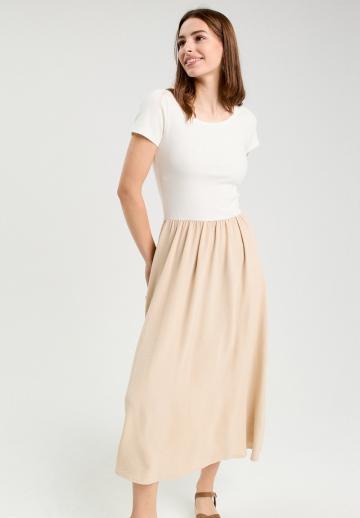 Вязаное платье