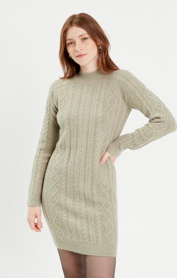 Вязаное платье
