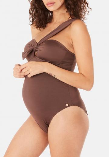 Слитный купальник