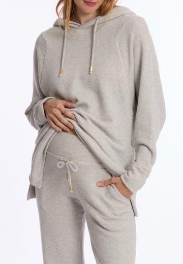 Пуловер с капюшоном