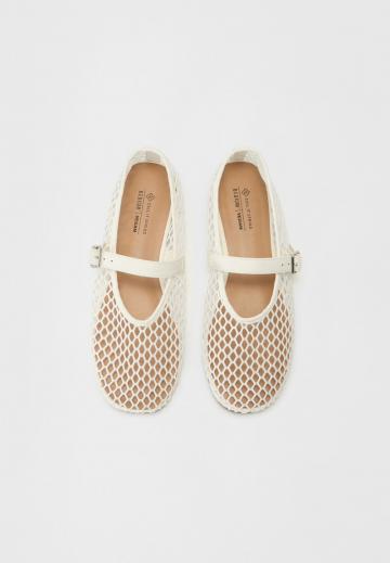 Спортивные балетки