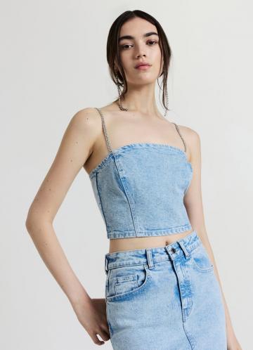 Топ на бретельках