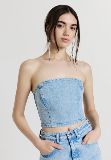 Топ на бретельках