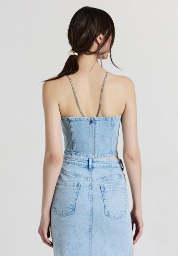 Топ на бретельках