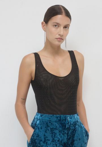 Блузка без рукавов