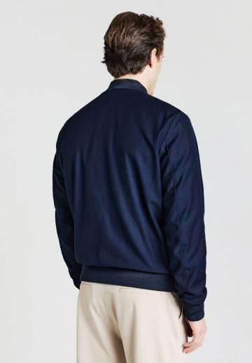 Куртка бомбер