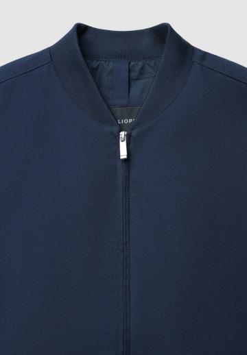 Куртка бомбер