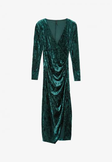 Платье футляр