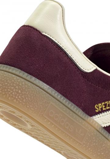 Гандбольные кроссовки