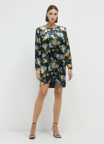 Короткое платье