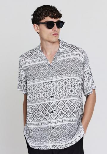 Рубашка с коротким рукавом