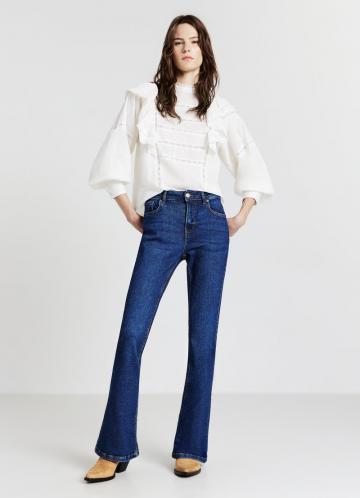 Клешеные брюки