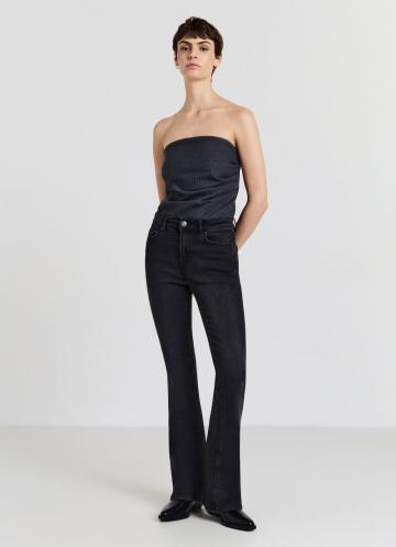 Клешеные брюки