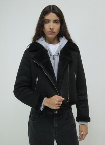 Короткая куртка