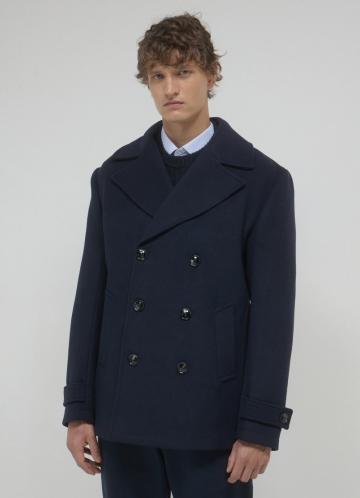 Короткое пальто