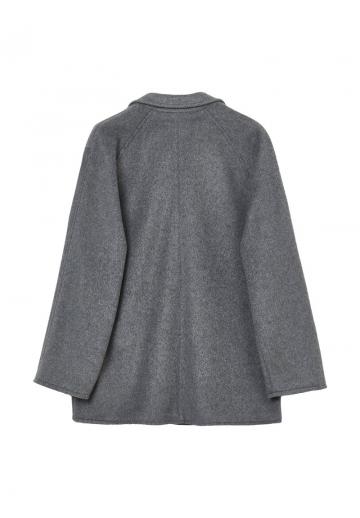 Короткое пальто