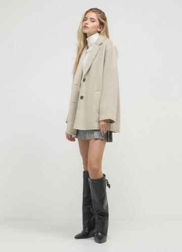 Короткое пальто