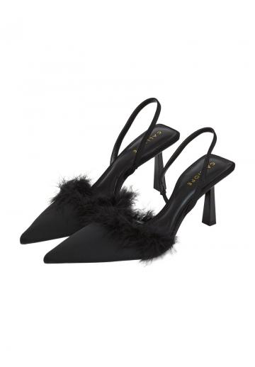 Туфли на высоком каблуке