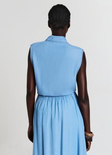 Джинсовая жилетка