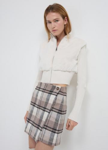 Пуховой жилет