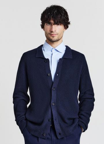 Вязаная кофта