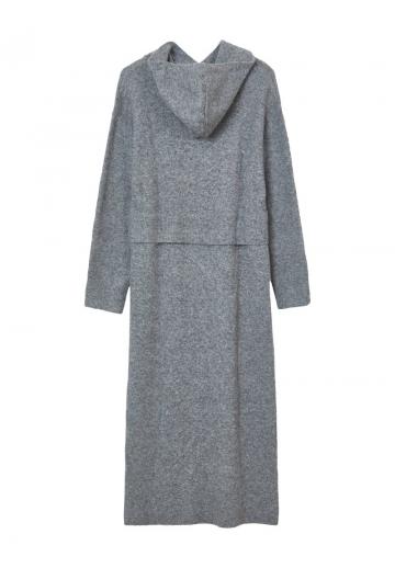 Вязаное платье