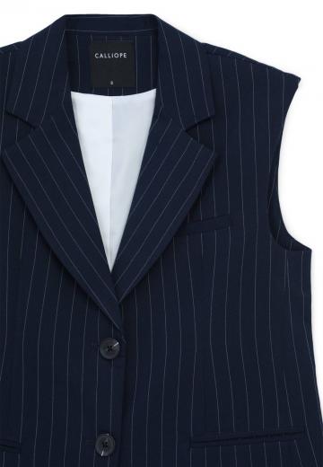 Длинный жилет