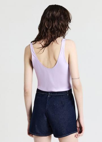 Блузка без рукавов