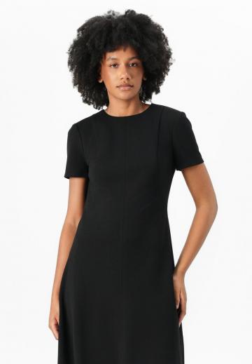 Короткое платье