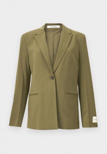 Длинный блейзер