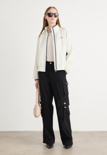 Спортивная куртка