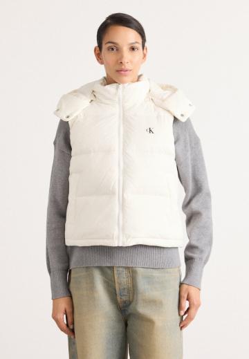 Пуховой жилет