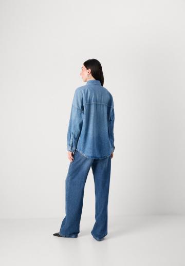 Джинсовая блузка