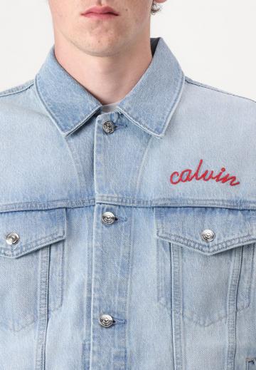 Джинсовая куртка