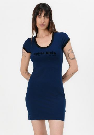 Короткое платье