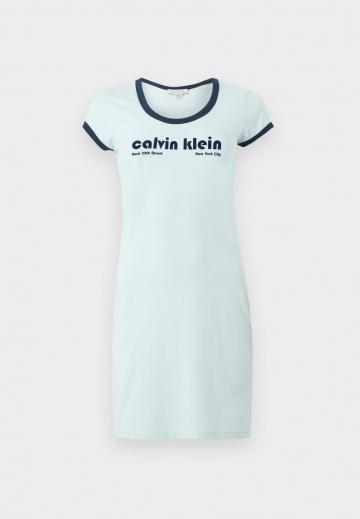 Короткое платье