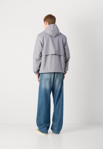 Куртка-дождевик